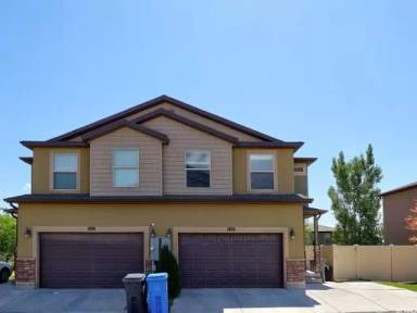 Main picture of 1892 N Goldenrod Way