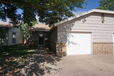 Main picture of 9204 Elgin Ave