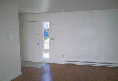 Main picture of 615 S Jefferson St