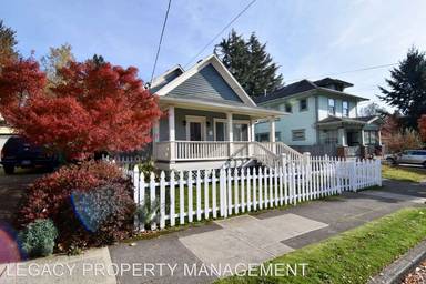 Main picture of 4524 NE 6th Ave