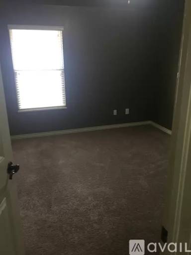Main picture of 16500 Village Garden Dr
