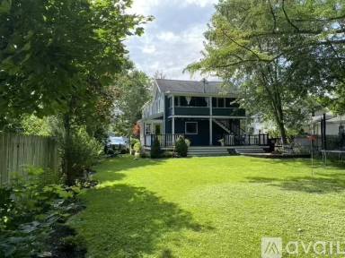 Main picture of 24 Walnut St
