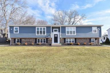 Main picture of 414 Dover Ave