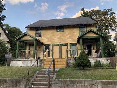 Main picture of 1010 Madison Ave SE