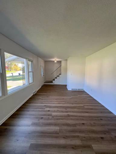Main picture of 432 Tammery Dr