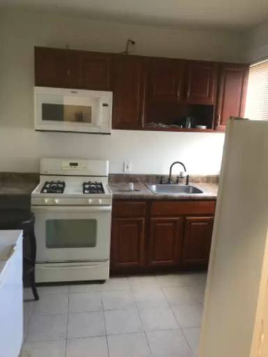 Main picture of 402 Union Ave