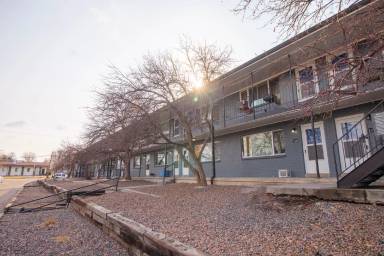 Main picture of 5275 W 1st Ave