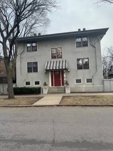 Main picture of 666 Ashland Ave