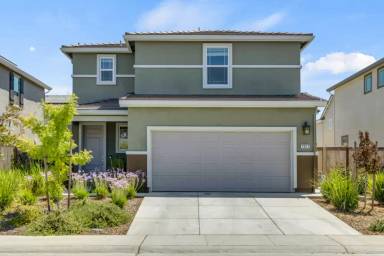 Main picture of 7657 Bracer Way