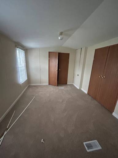 Main picture of 63 Pumphouse Ln