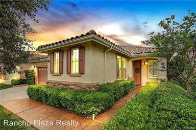 Main picture of 28485 Raintree Dr