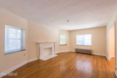 Main picture of Edgewater Apartments