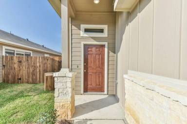 Main picture of 25129 Pacific Wren Dr