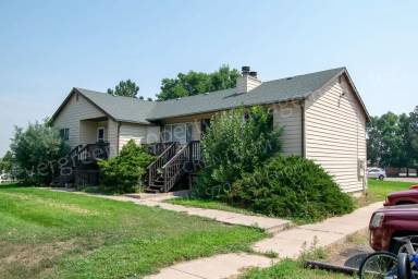 Main picture of 1636 E Pitkin St