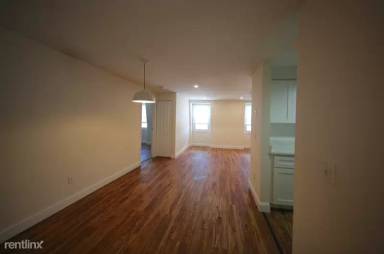 Main picture of 497 Broadway
