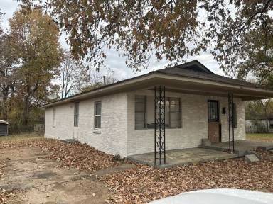 Main picture of 1470 Ethlyn Ave
