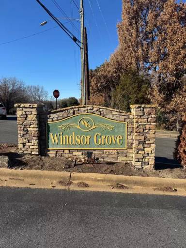Main picture of 6139 Windsor Gate Ln