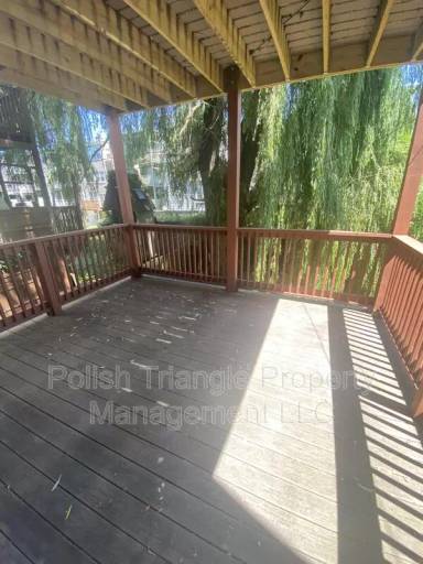 Main picture of 11 Bellflower St