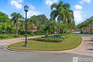 Main picture of 5065 Harmony Cir