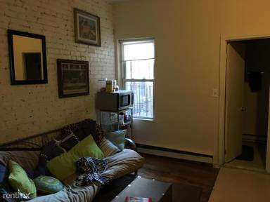 Main picture of 894 Huntington Ave