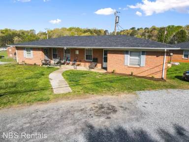 Main picture of 1300 Lola Ave