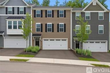 Main picture of 484 Greenwood Dr