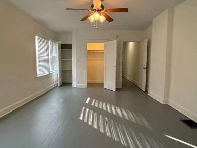 Main picture of 4244 Graceland Ave