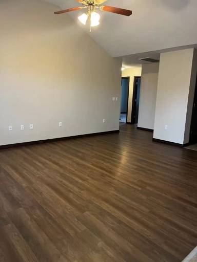 Main picture of 18029 Kayenta Ln
