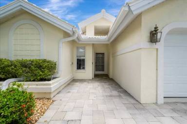 Main picture of 1016 Harbor Town Dr