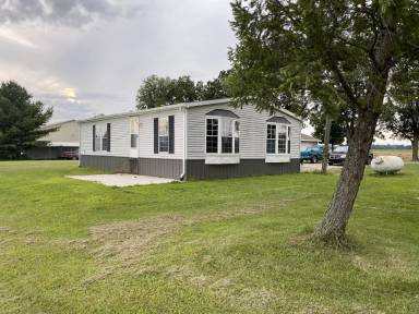Main picture of 6388 State Rd