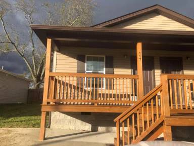 Main picture of 117 Bright Ave