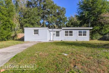 Main picture of 7317 Roslyn Rd