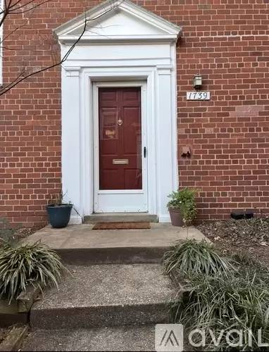 Main picture of 1739 Preston Rd