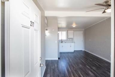 Main picture of 223 5th Ave E