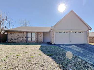 Main picture of 3404 Vine Ridge