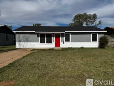 Main picture of 116 N Glencoe Cir