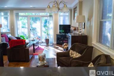 Main picture of 3545 N Reta Ave