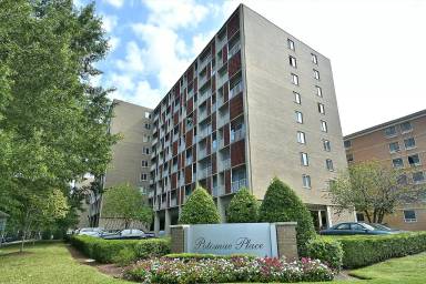 Main picture of Potomac Place Tower