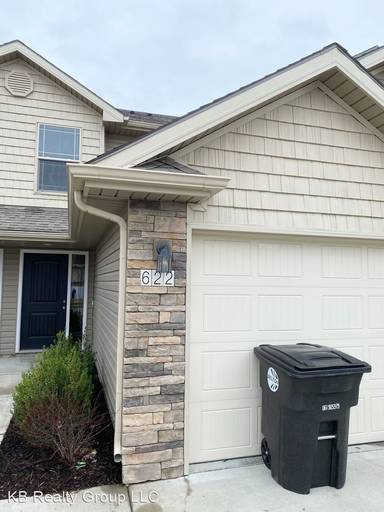 Main picture of 606 Maggie Ct