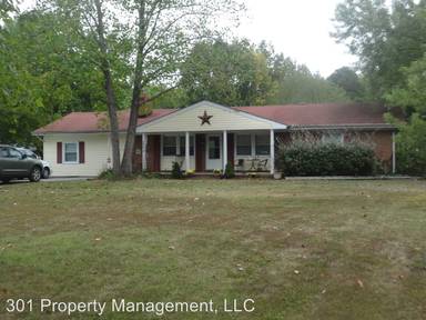 Main picture of 3496 Forest Dr