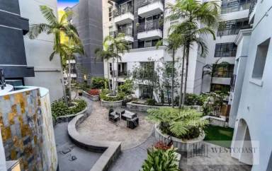 Main picture of Park Blvd West