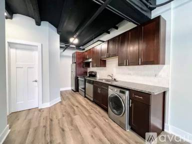 Main picture of N Saint Johns Ct