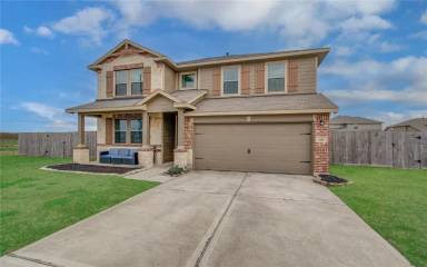 Main picture of 218 White Wing Ln