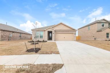 Main picture of 2105 Meadow Dr