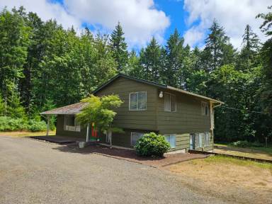 Main picture of 1711 SE Binns Swiger Loop Rd
