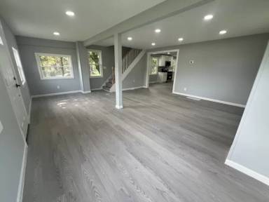 Main picture of 680 E Main St