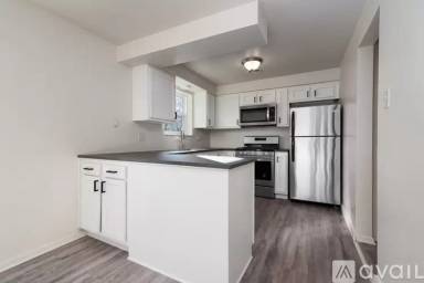 Main picture of 5704 E Liberty Blvd