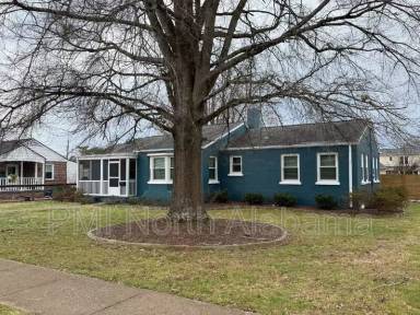 Main picture of 2512 Pansy St SW