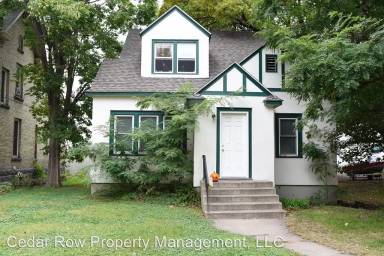 Main picture of 235 8th Ave S