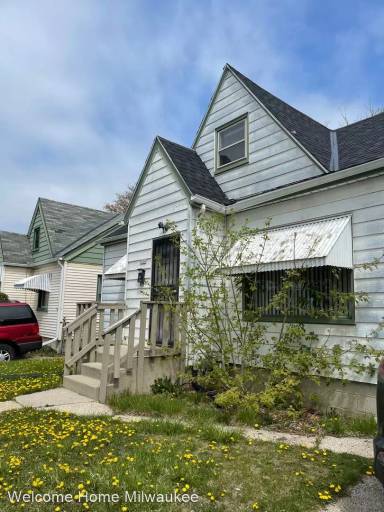 Main picture of 5136 N 42nd St
